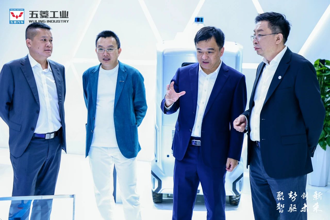 解码智造DNA，，五菱工业亮相上海车展！-东升平台新闻-广西汽车